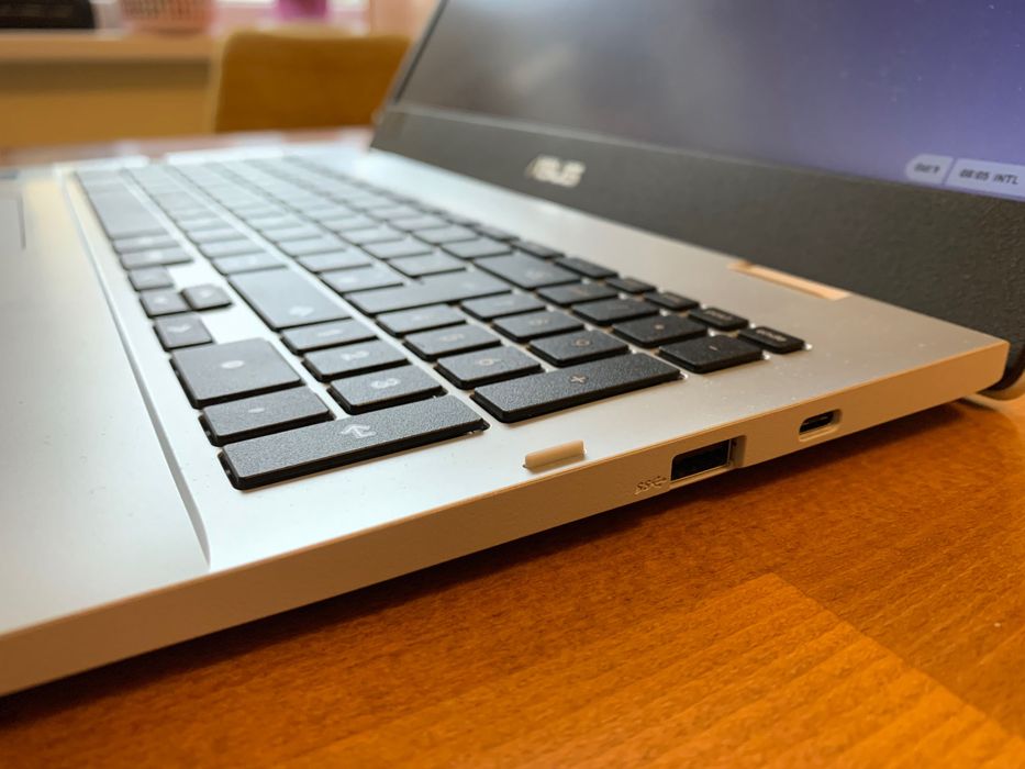 Asus Chromebook 15 inch CX1500 Celeron N4500