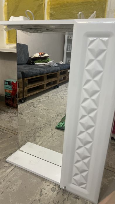 Мебель для ванной комнаты в хорошем состоянии