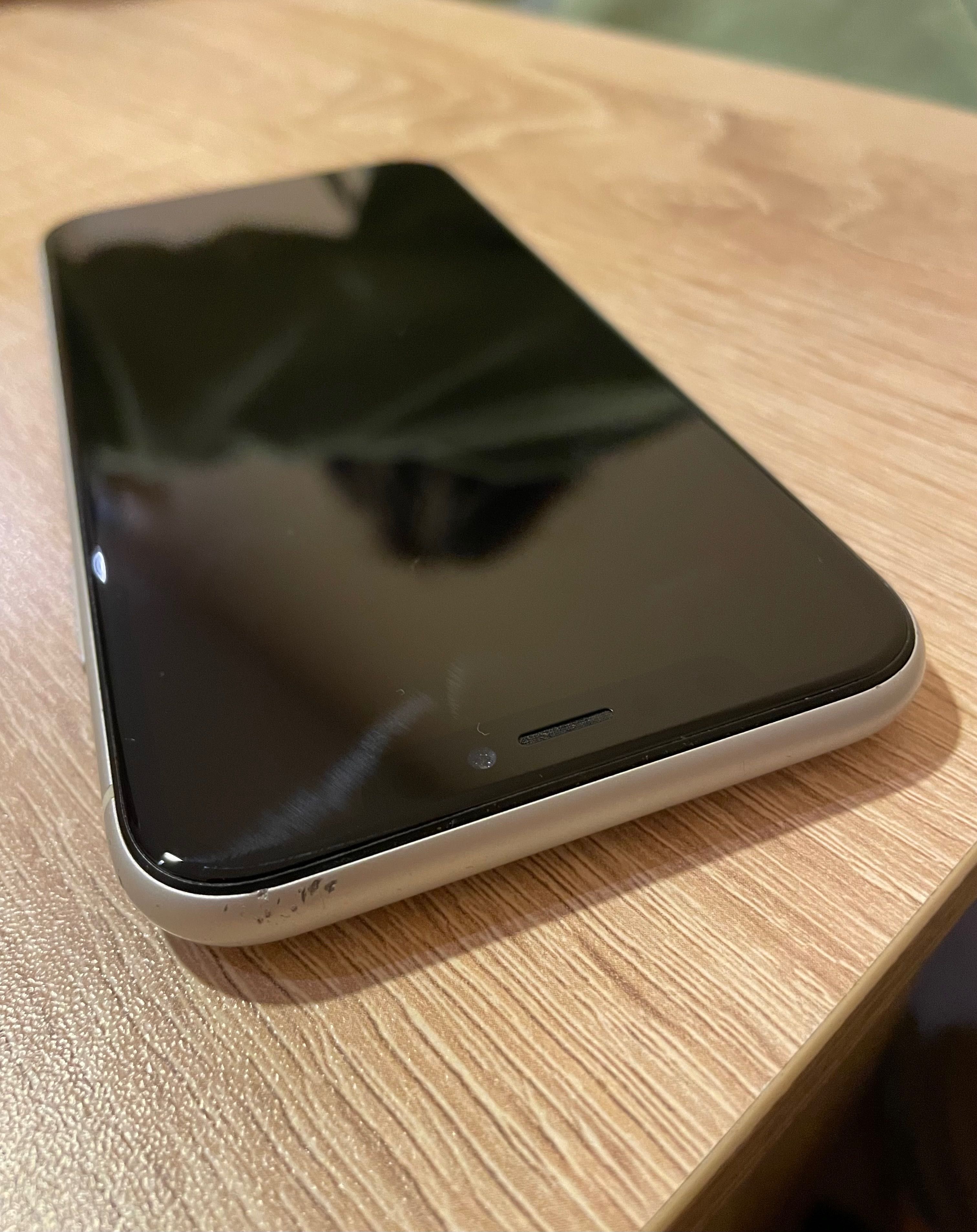 iPhone XR 64GB Запазен