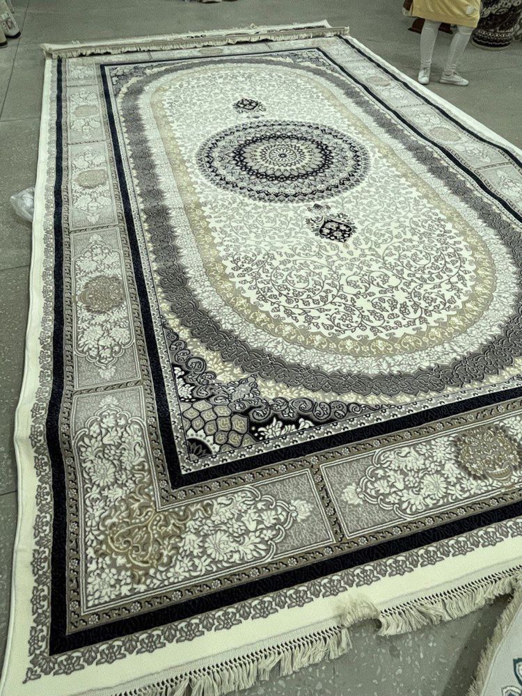 Gilamlar bazasi ( мир ковры)