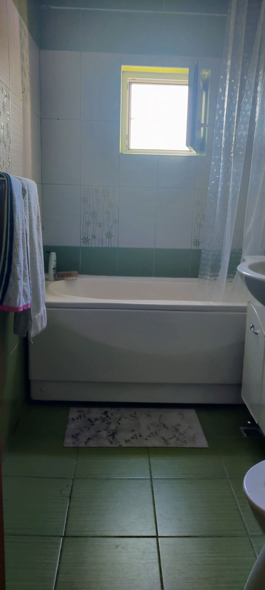 Închiriez apartament 2 camere termen scurt