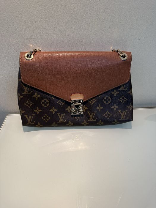 Сумка женская в идеальном состоянии