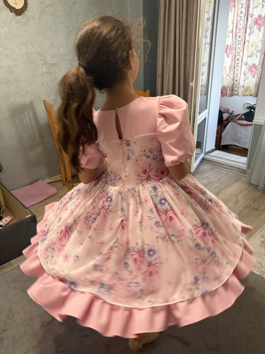 Рокля за момичета и принцеси