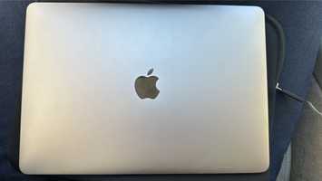 MacBook pro 13”
