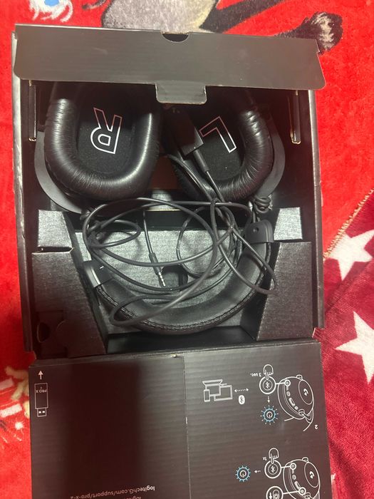 Logitech G PRO X 2 – cu microfon detașabil, pe cablu 3.5 mm