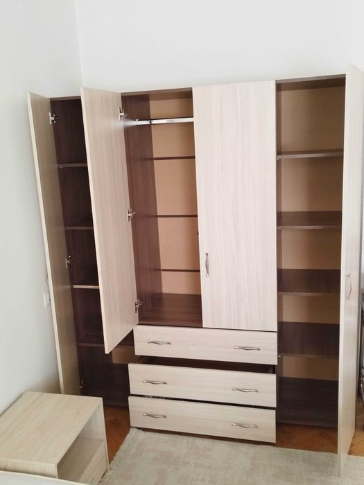 Спалня комплект с гардероб, ракла и скрин -шкафче и матрак безплатно