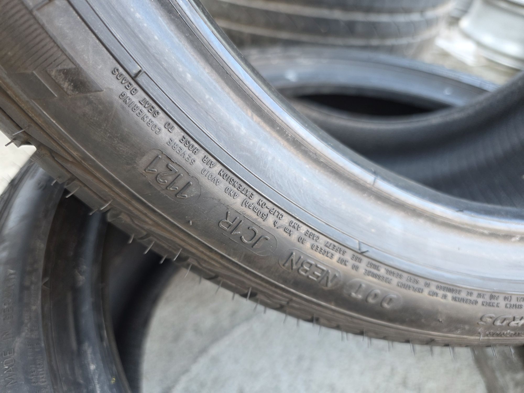 2бр Летни гуми 275 35 19 - Goodyear Runflat BMW