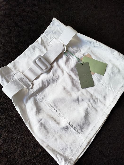 Нова кожена пола,подходяща за С,М размер.