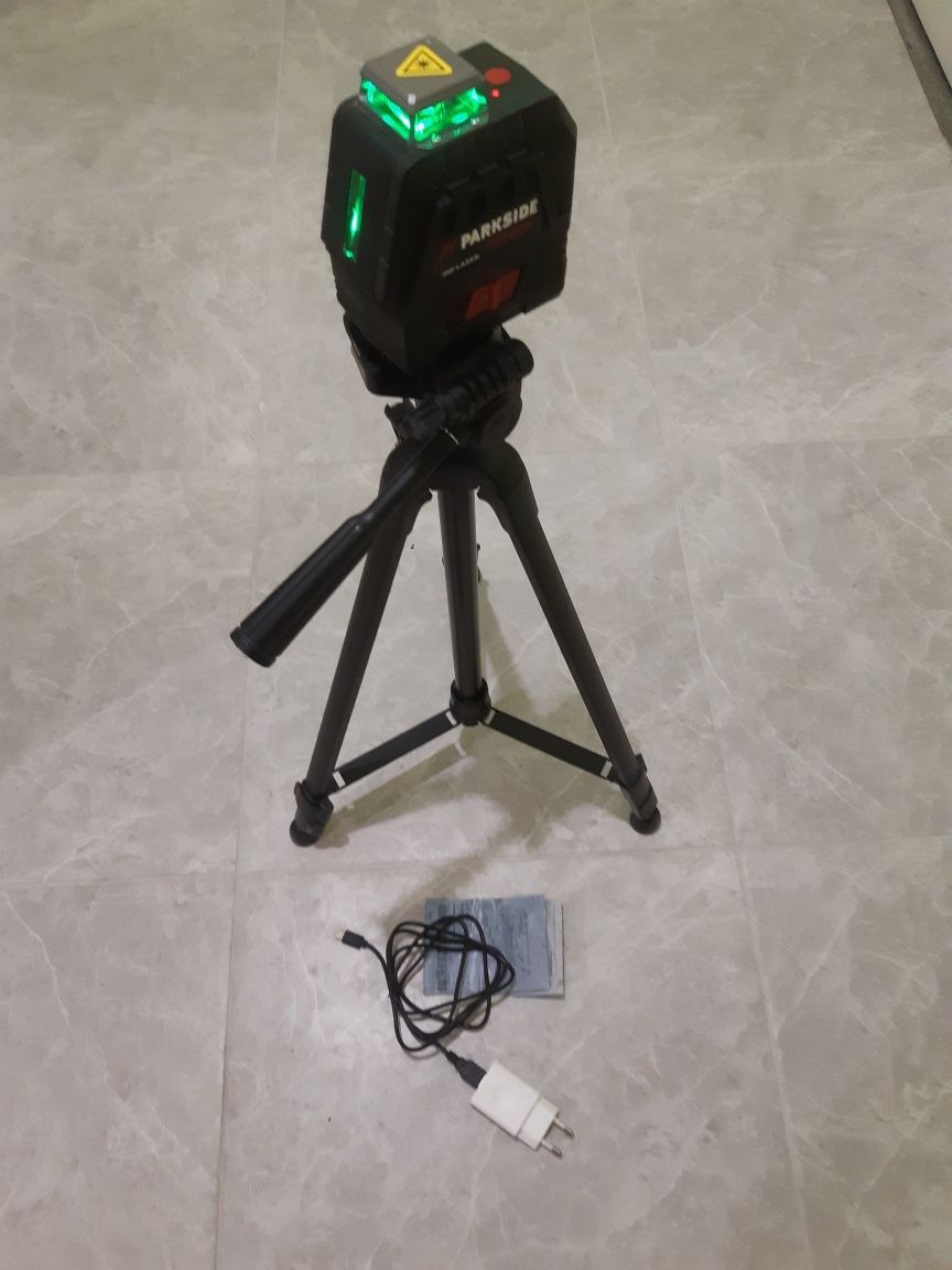 Лазерен Нивелир Parkside PerformancePKLLP360B3, батерия и зарядно 20v