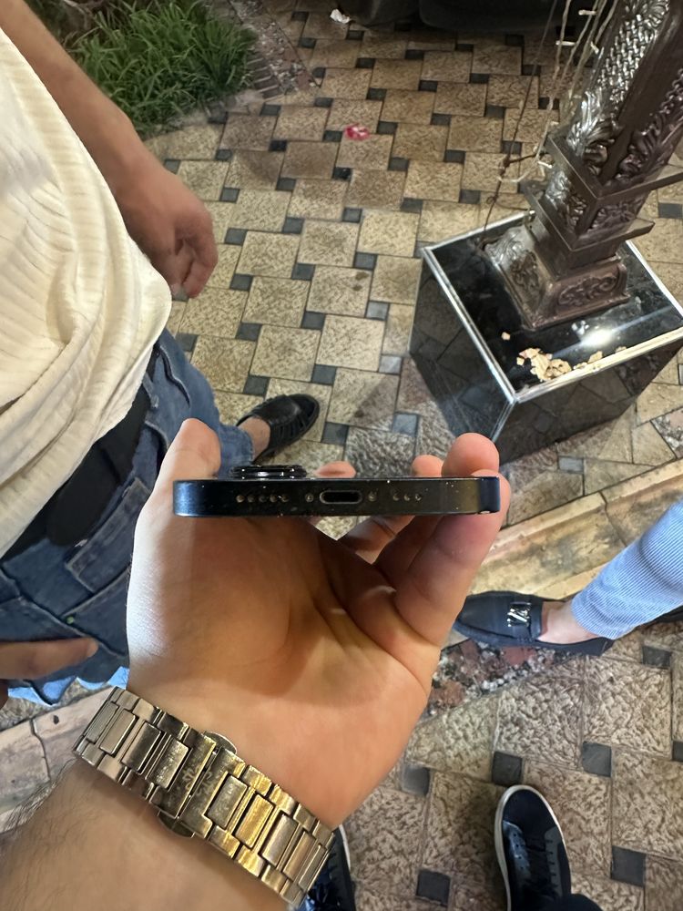 Iphone 14 срочно продаю