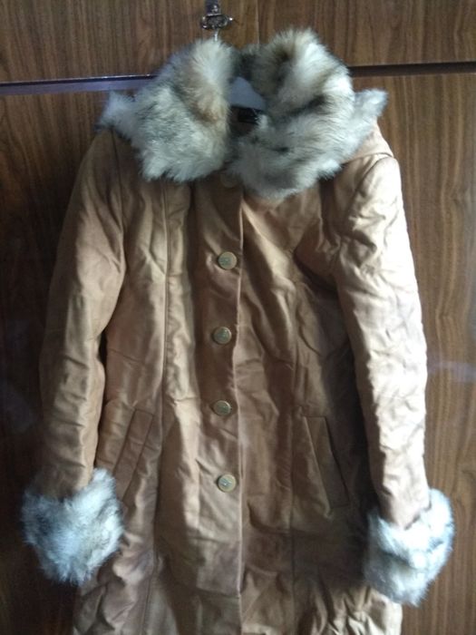 Женское пальто демисезонное