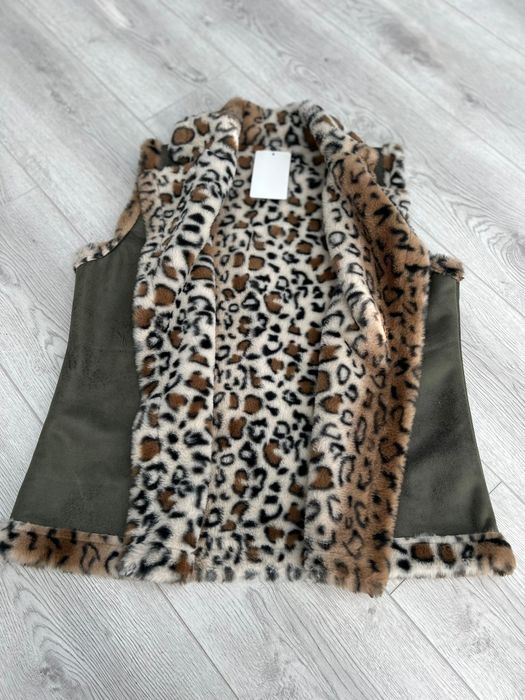 Дамски елек различни цветове и размери