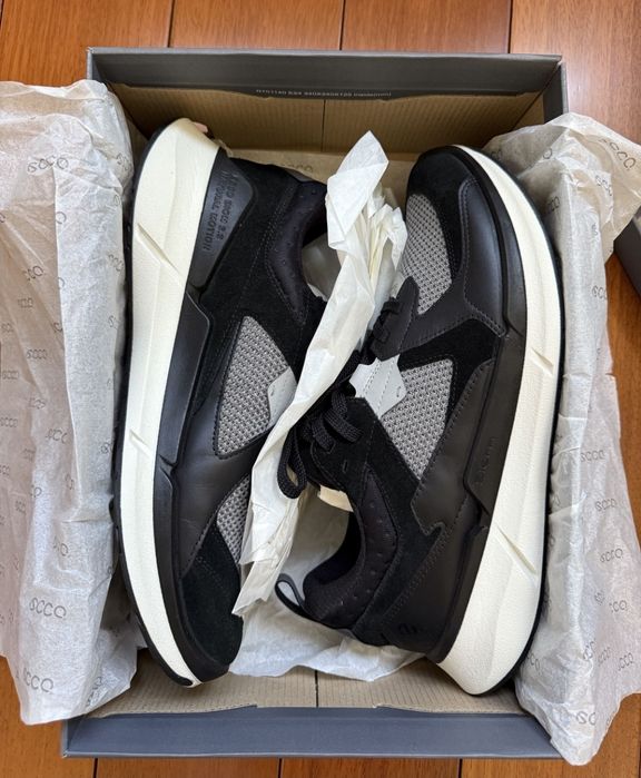 Sneakers sport pentru bărbați ECCO BIOM 2.2 M (negru) în mărimea 44.