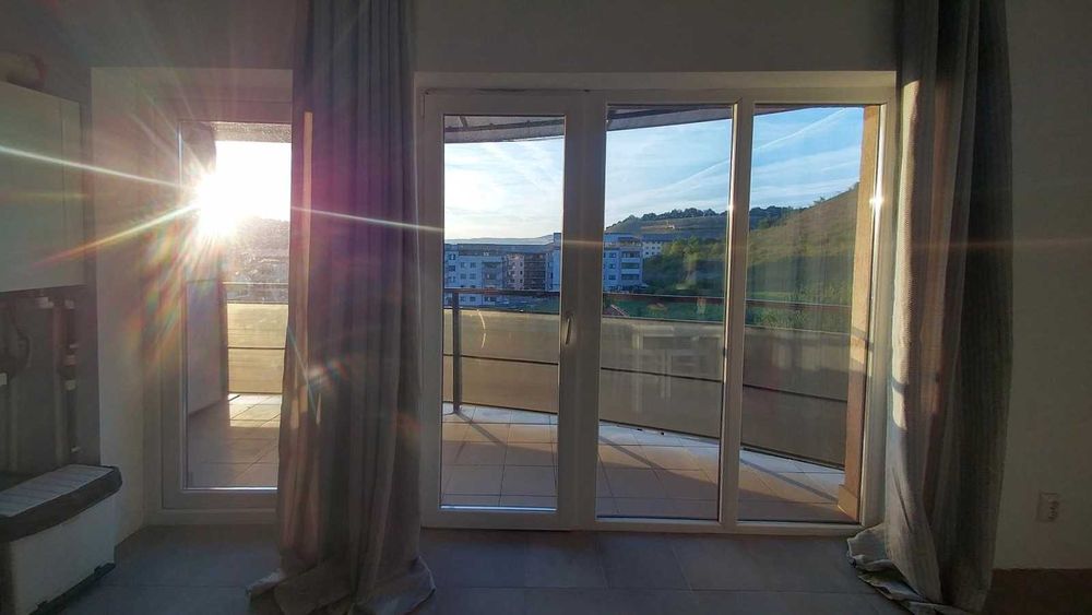 Apartament 2 camere 59mp - Mobilat utilat, balcon cu vedere deschisa