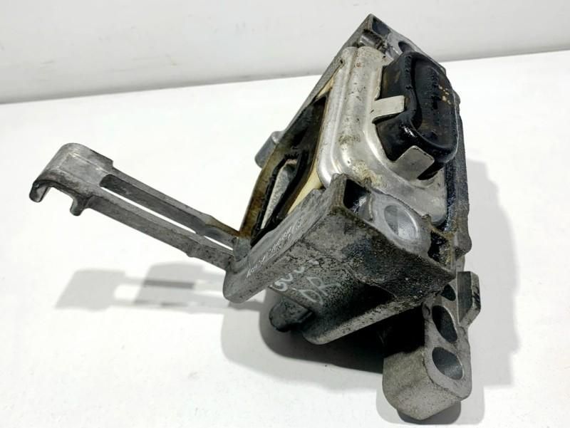 Tampon motor dreapta Volkswagen Golf 7 facelift (2017-2020) 1.6 tdi DDYA 5Q0199262DE