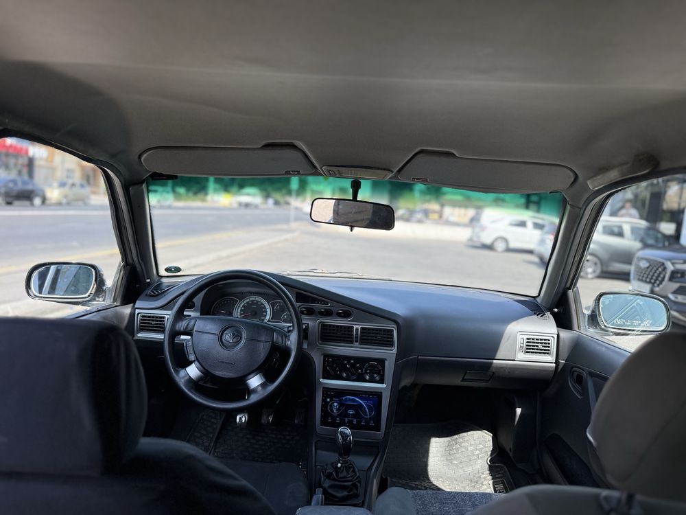 Nexia 2 sotiladi sostayaniyasi zor. 2009 yil 370000 km yurgan