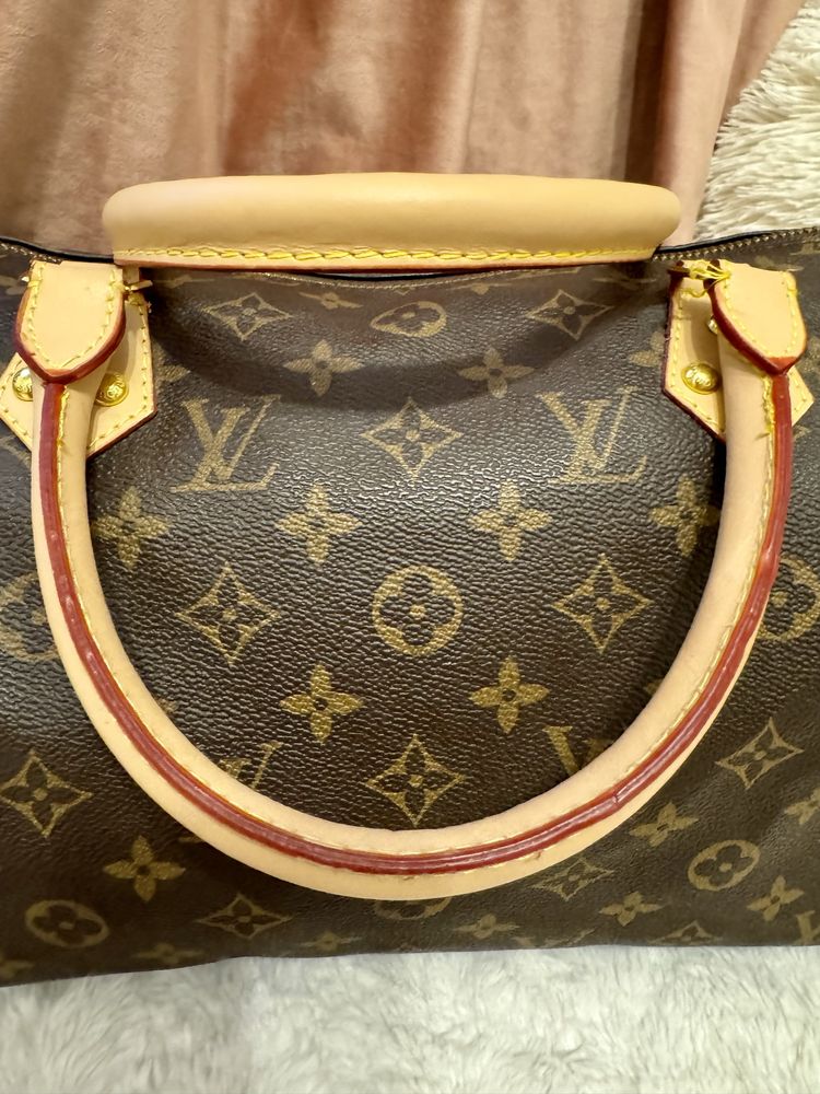 Geanta Louis Vuitton model Speedy