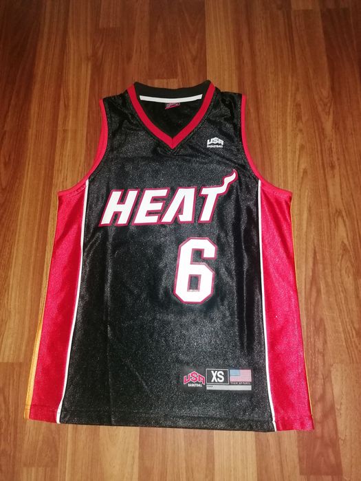 Maieu baschet nr. 6 LeBrone James