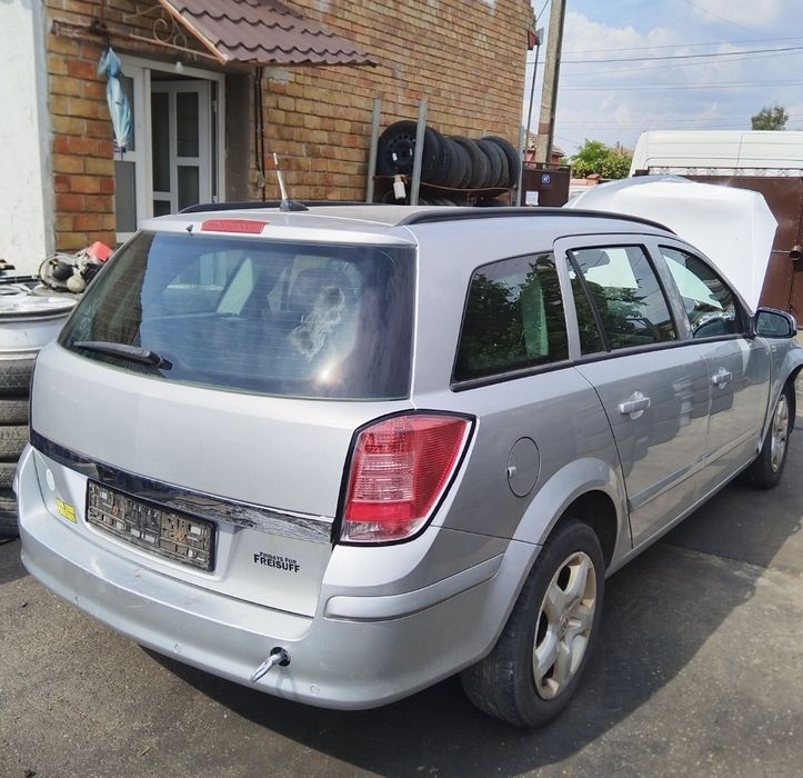 Stop stanga/dreapta Opel Astra H combi/break an 2004-2010