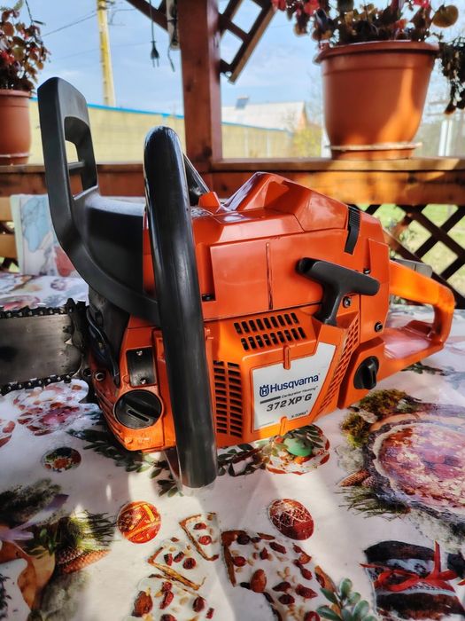 Vând drujbă Husqvarna