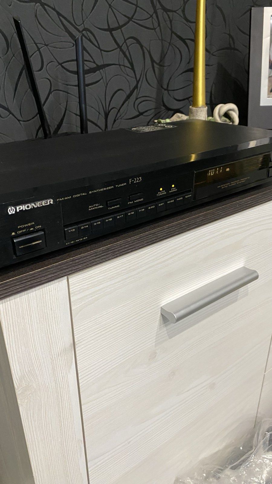 Pioneer F-223 тунер