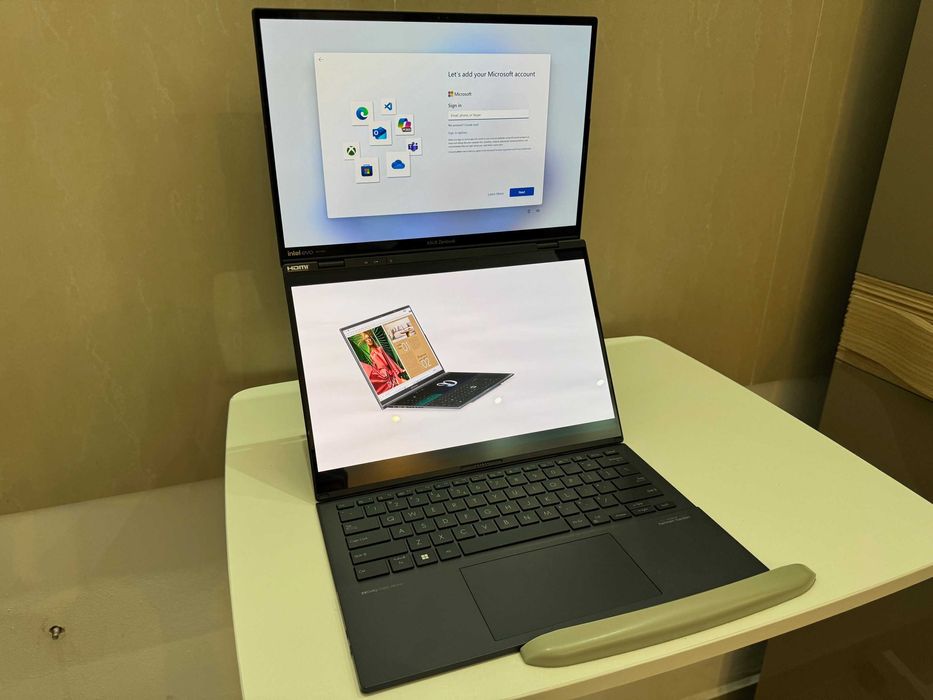 Laptop Asus ZenBook Duo 32GB Ultra 9 SSD 2TB GARANTIE