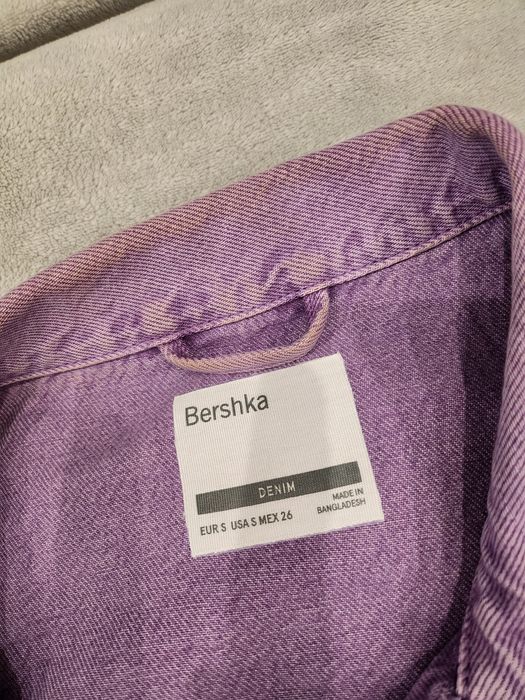 Лилаво яке-късо Bershka