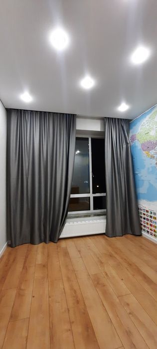 Штора блэкаут  высота 3м, ширина каждой 2,5м