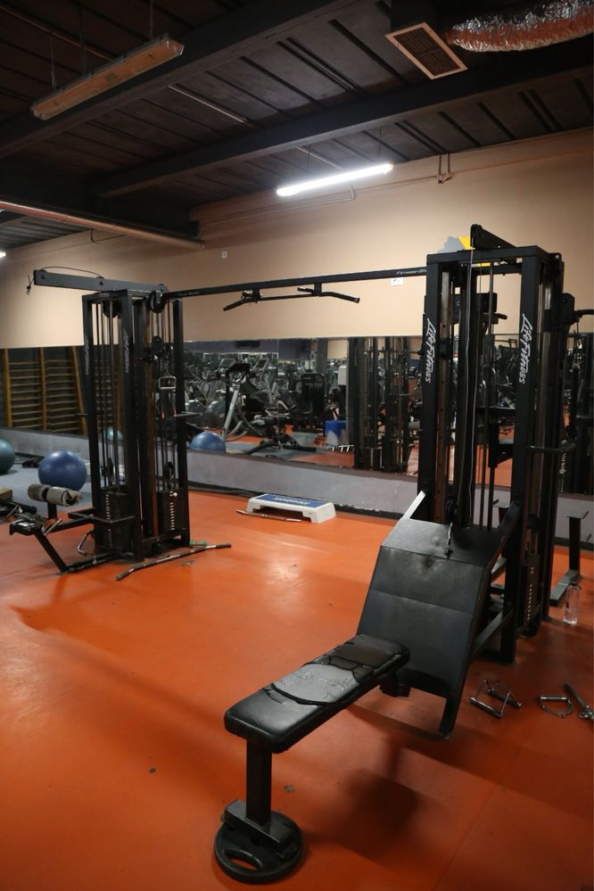 Aparate fitness profesionale multifunctionale