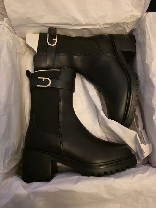 Боти FURLA 37 номер