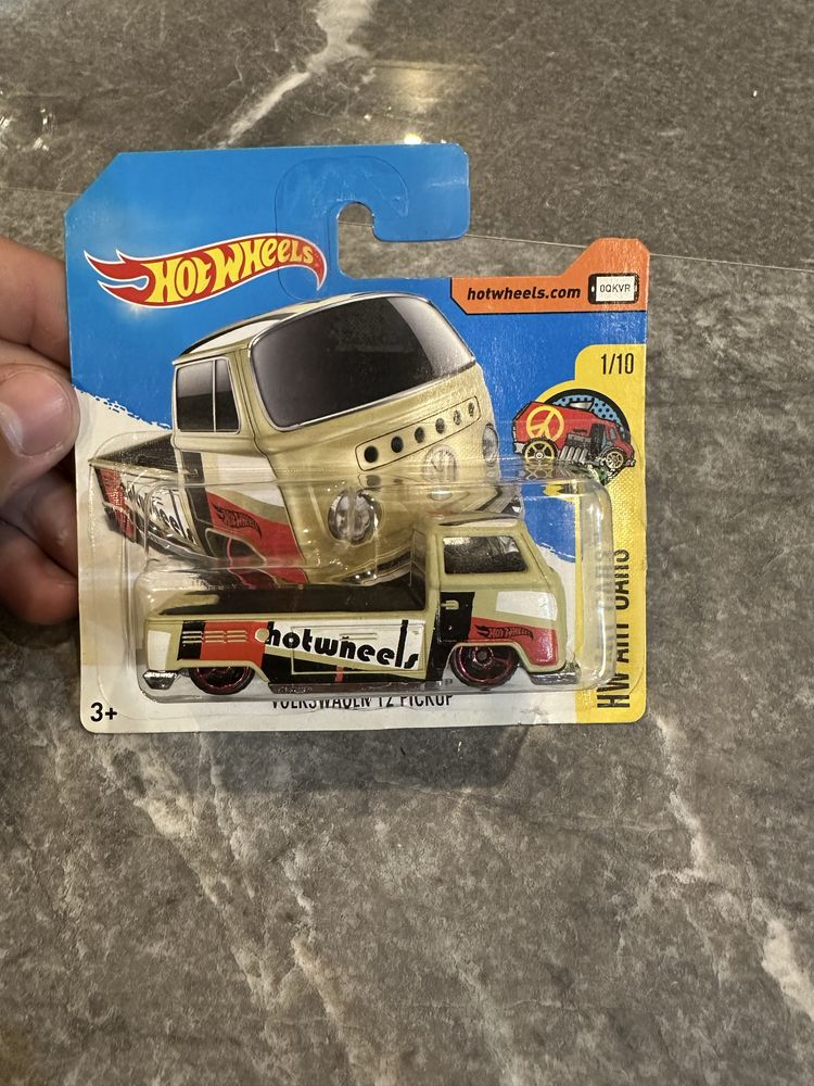 Колекционерски колички “Hotwheels”