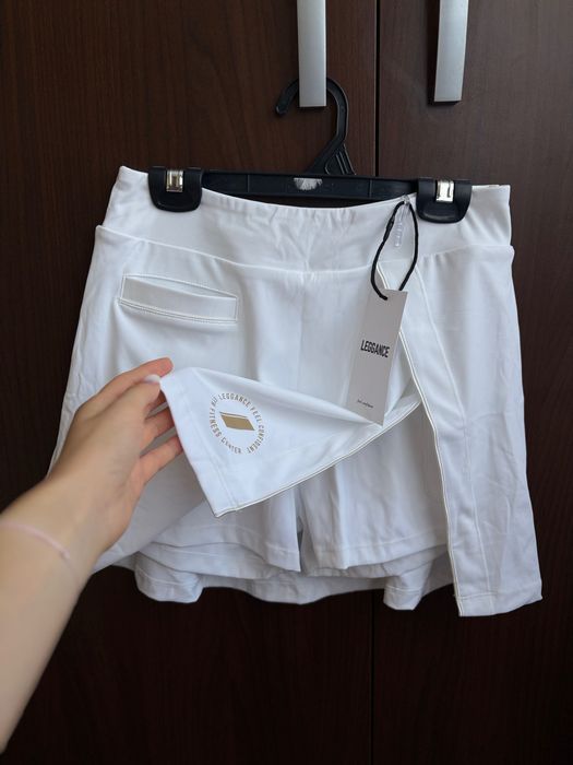 Fustă sport albă Leggance, nouă, mărimea S