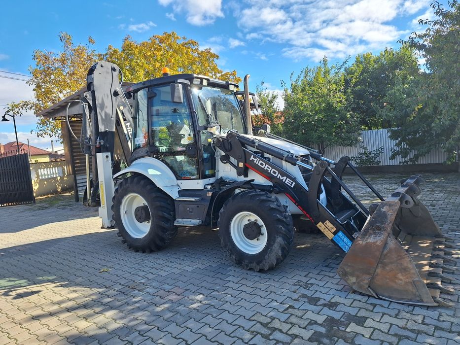 Vând buldoexcavator Hidromek Alpha!