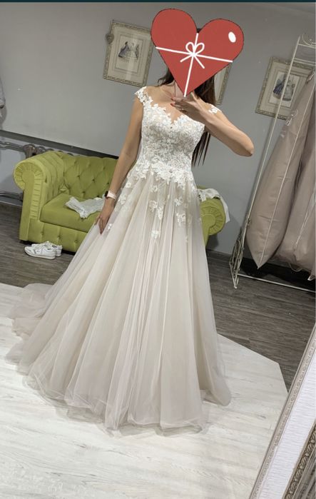 Продам красивое свадебное платье