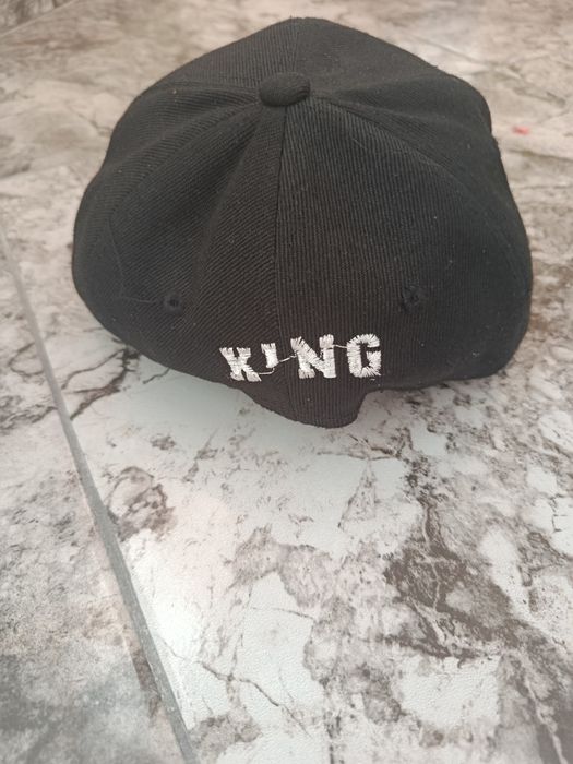 Șapcă cu tema king