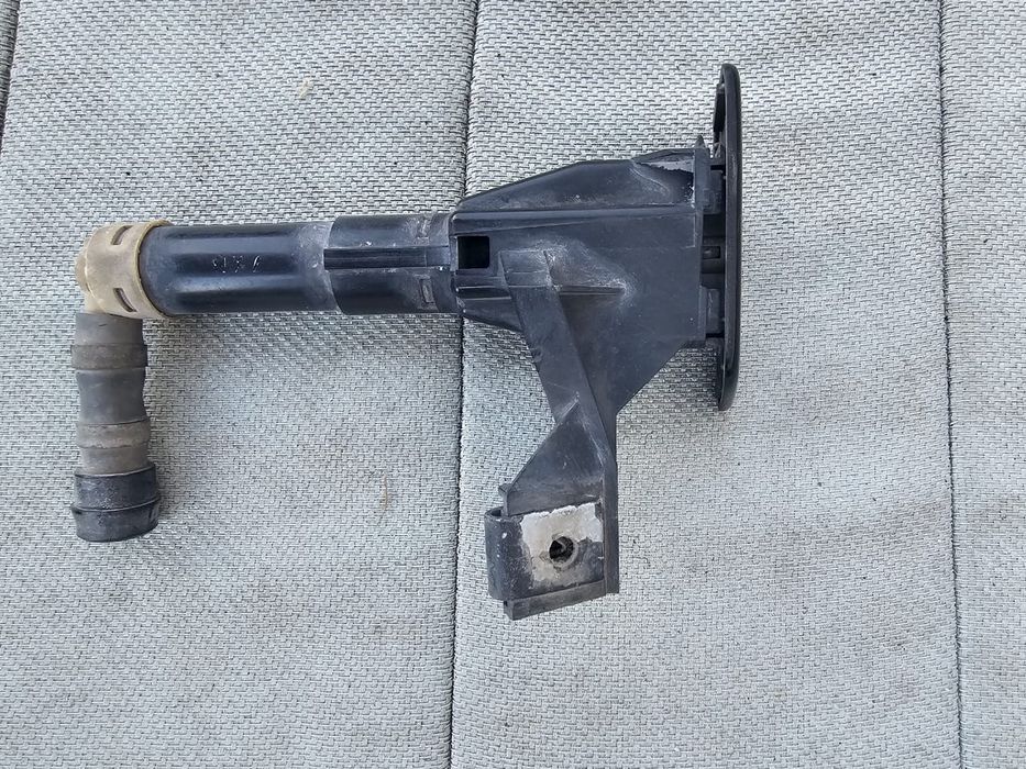 Омыватель фары Лексус 200 левая сторона