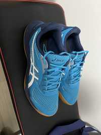 Vand ASICS UPCOURT 6 (volei, tenis masa, etc)