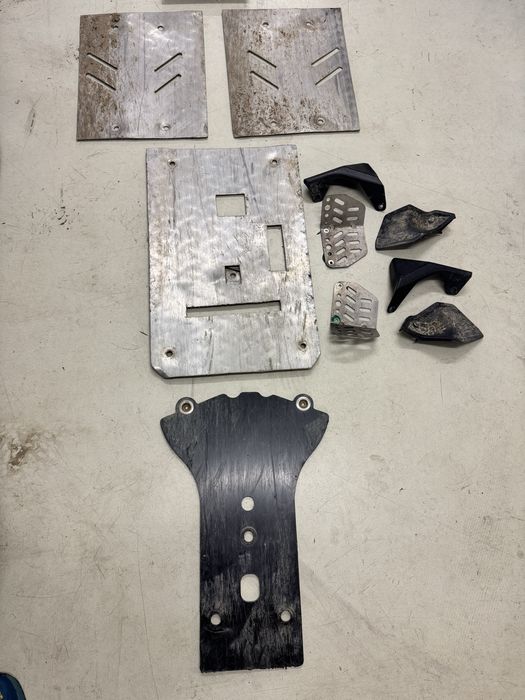 Scut Aluminiu + poliamida Cf Moto 850/1000 gen2