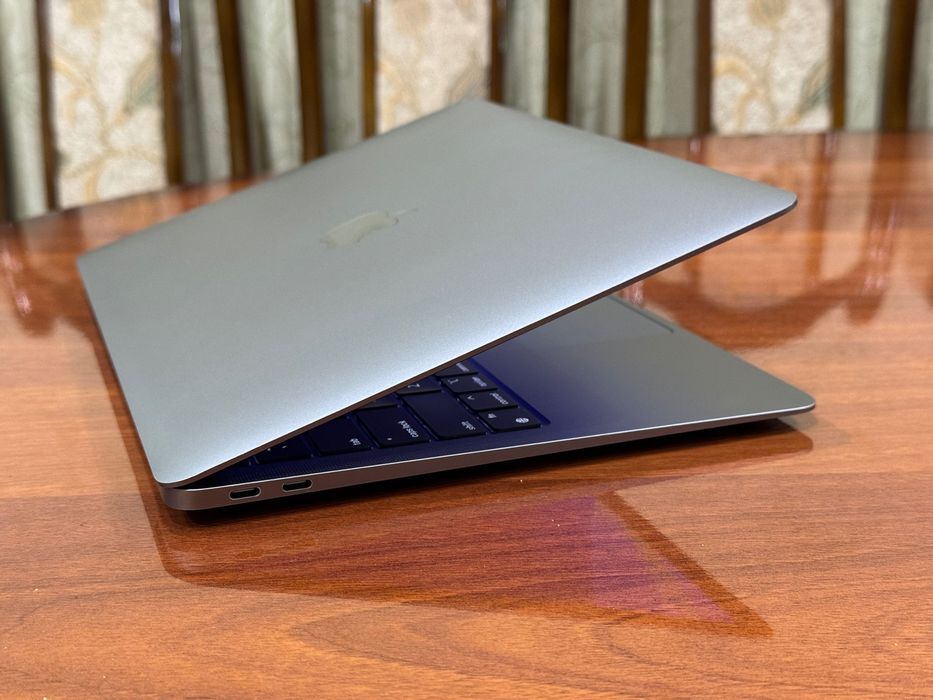 Apple MacBook Air M1 Space Gray 8gb RAM 256gb SSD 90% akkumulyator