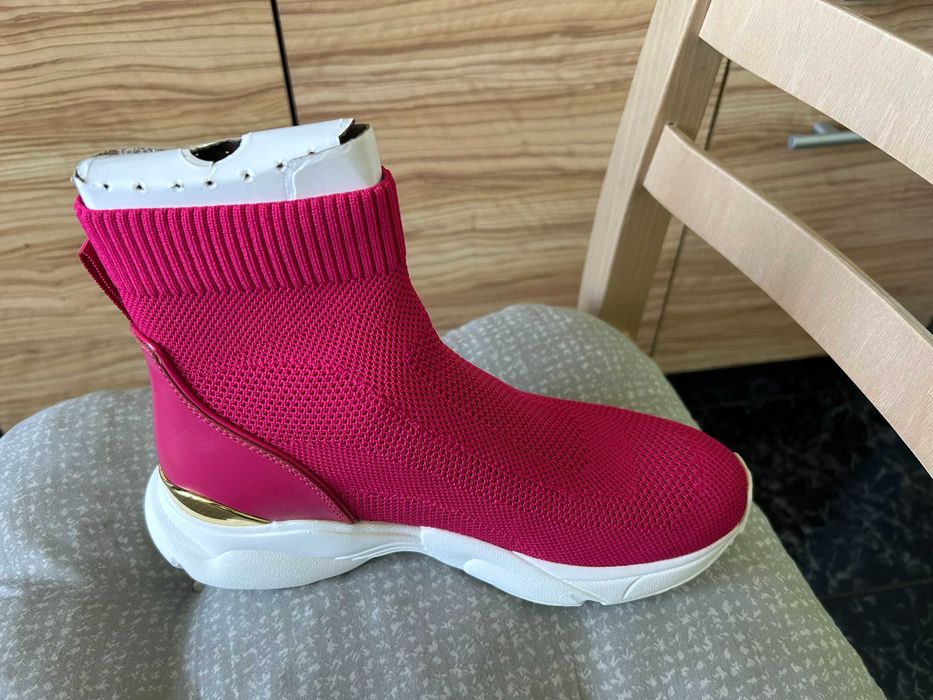 Дамски Маратонки Michael Kors Katrina Knit Bootie 38.5