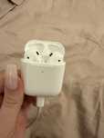 AirPods generatia 1 Apple
