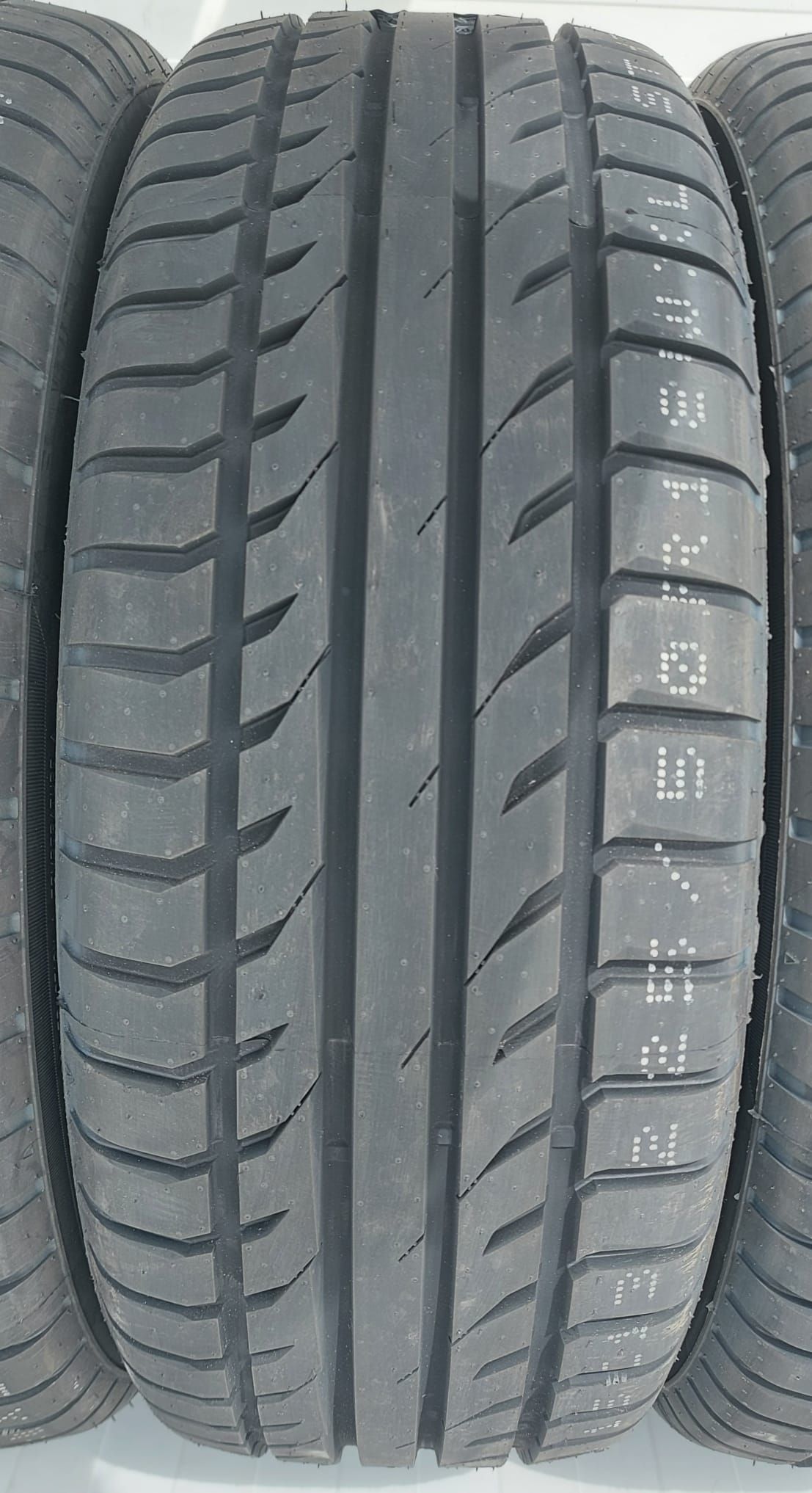 225/50 R18, 99W, GRIPMAX, Stature H/T, Anvelope vara XL