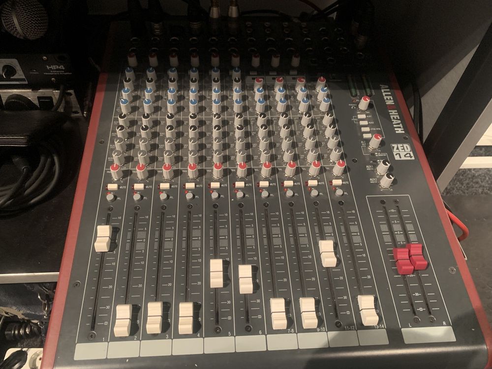 Allen & Heath ZED-14 12-channel Mixer with USB Audio Interface