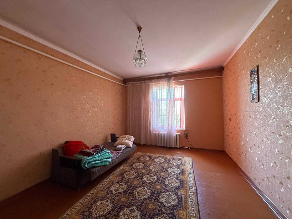 BUXORODA TAYYOR 8 Sotiqli hovli sotiladi