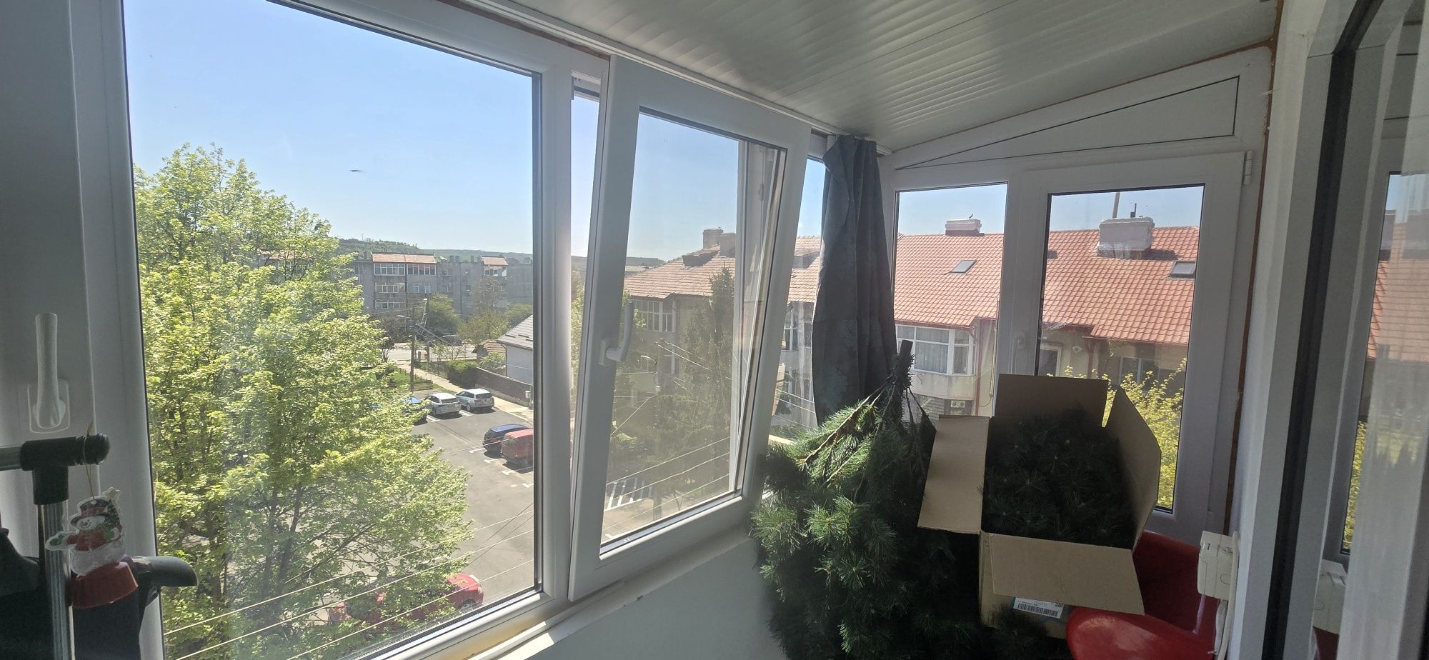 Vând termopane ROTO – tripan (sufragerie, baie, bucătărie, balcon)