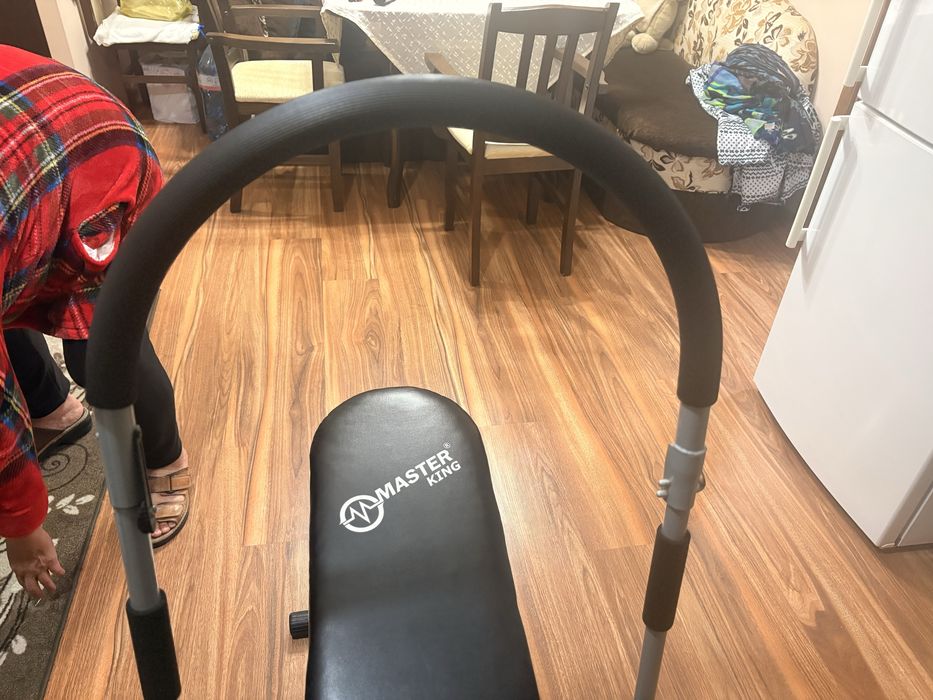 Уред за коремни преси