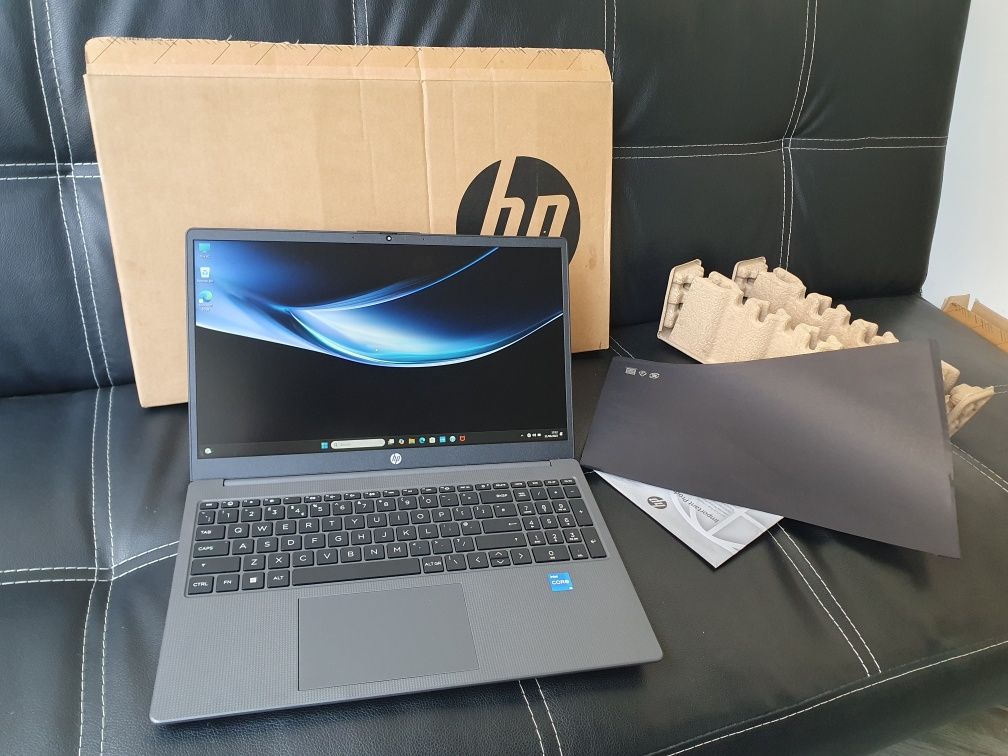 Hp 250 G10 intel i5 Gen 13 16 Gb DDr 6 512 Ssd Nou