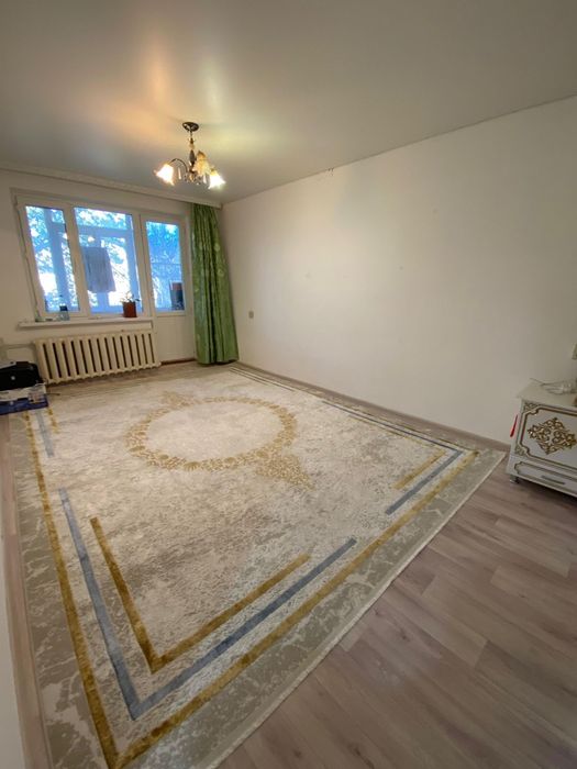 Продается 2 комн кв ,р-н Детсад