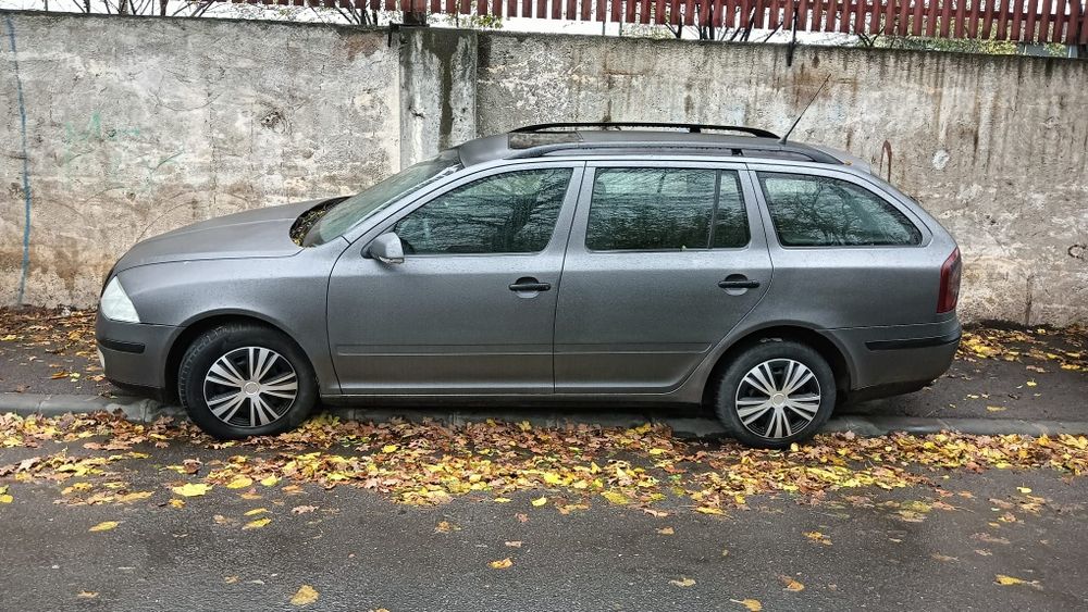 Skoda Octavia 1.9D cutie automata  1950e