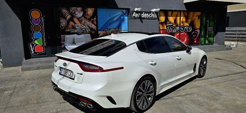 Kia stinger 2019